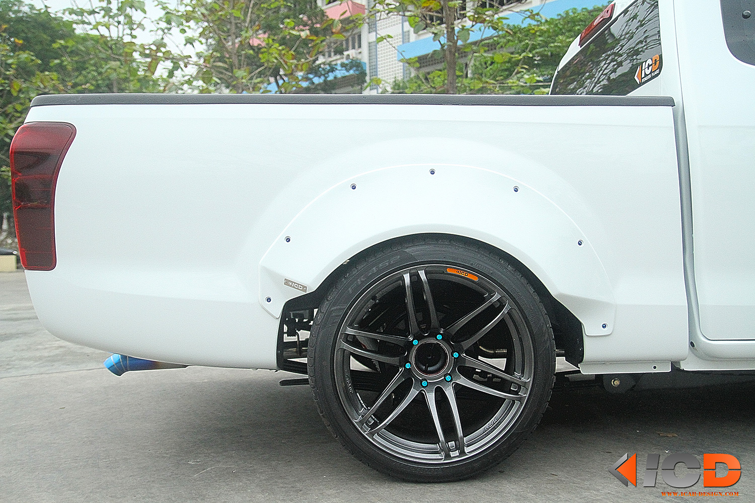 ISUZU All New D-Max Fender Flare Racing Style-7